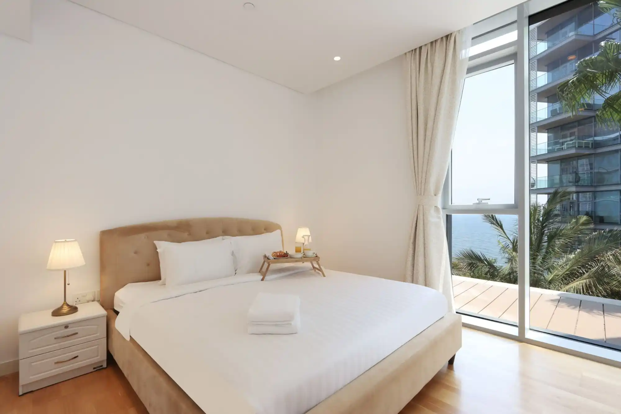Luxury 3B with Maid's Room, Dubai