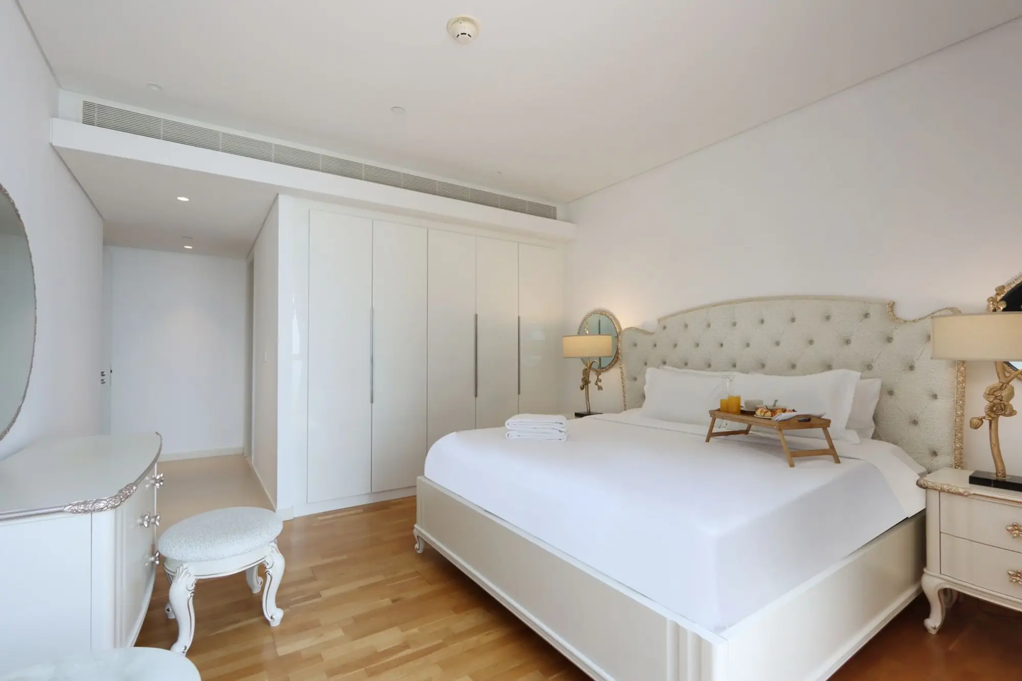 Luxury 3B with Maid's Room, Dubai