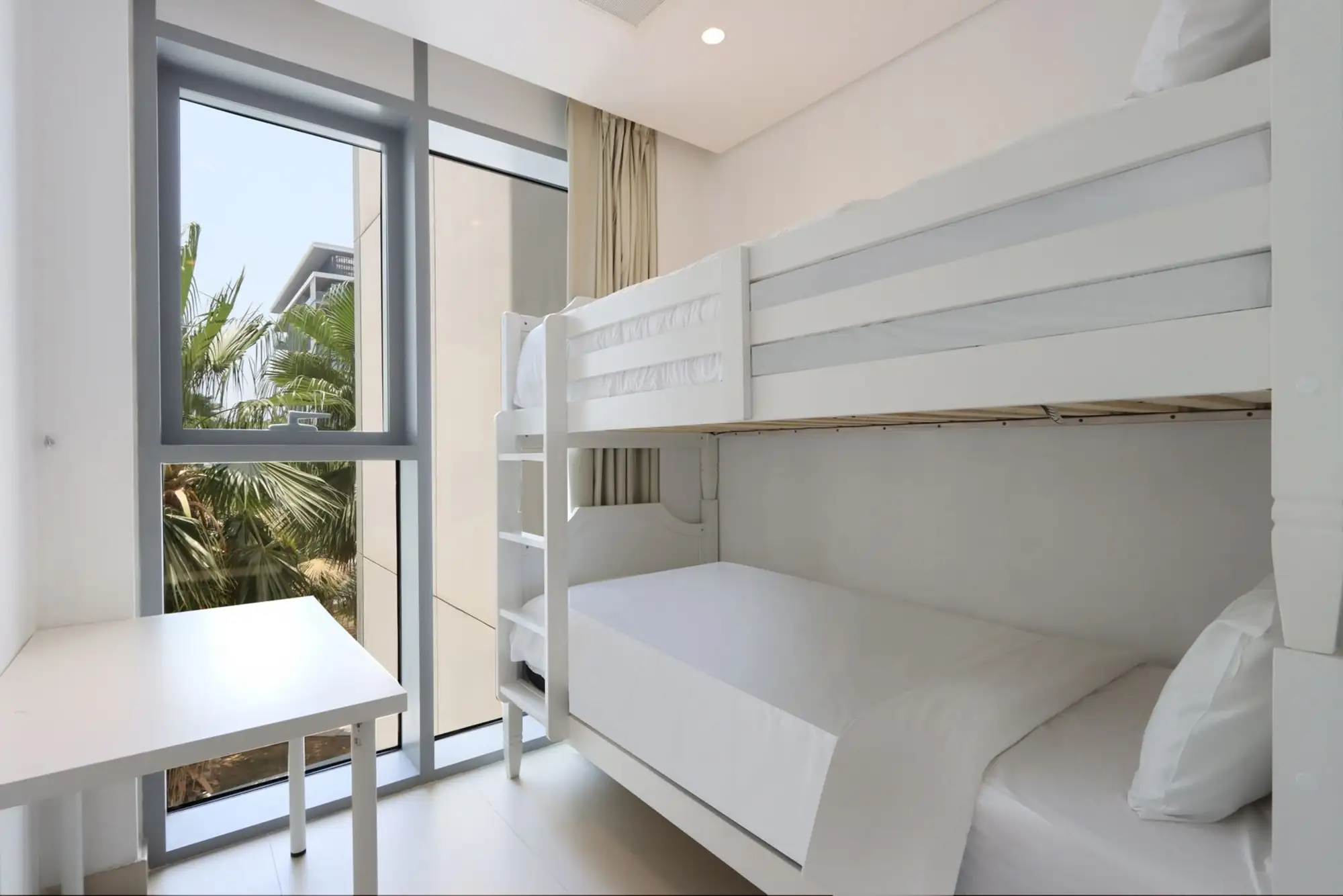 Luxury 3B with Maid's Room, Dubai