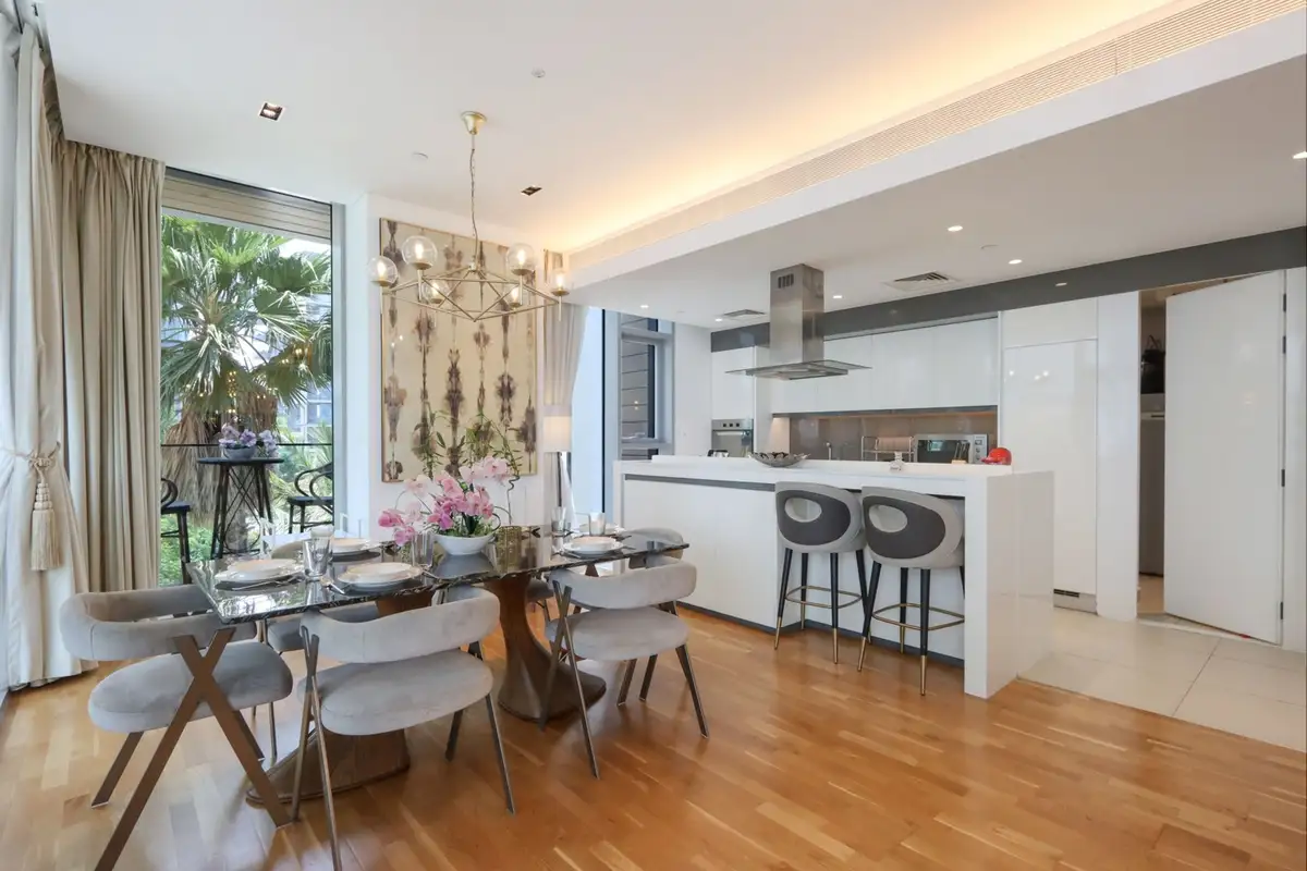 Luxury 3B with Maid's Room, Dubai