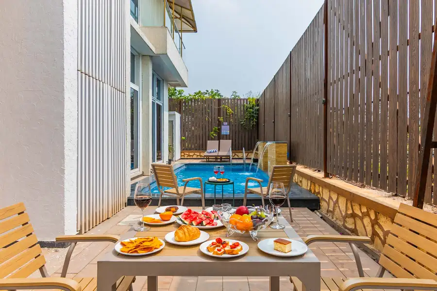 M4 Villas, Lonavala