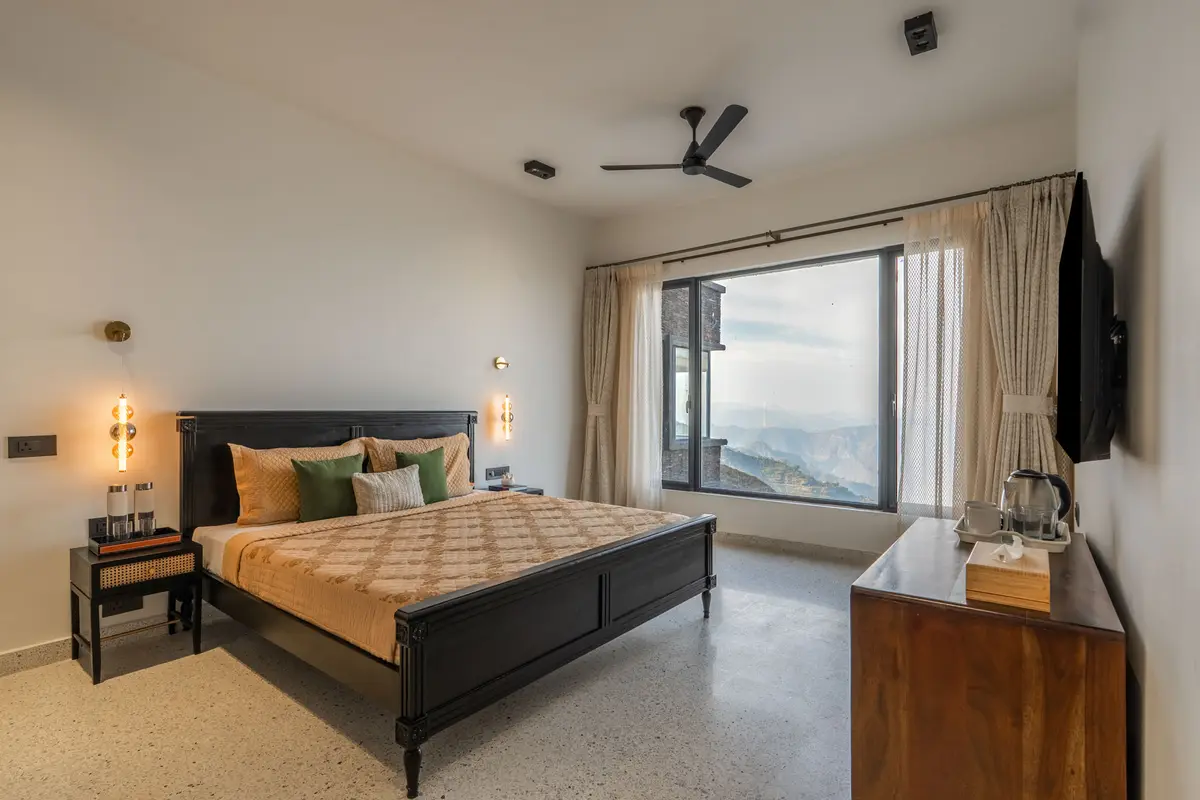 Mana w/ Heated Pool, Rishikesh