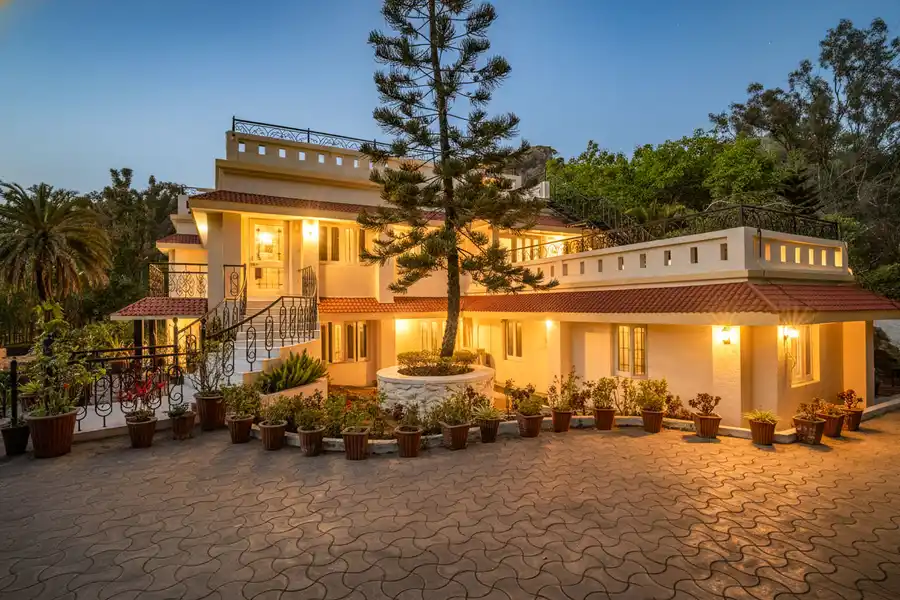 Mangal House by the Lake, Mount Abu