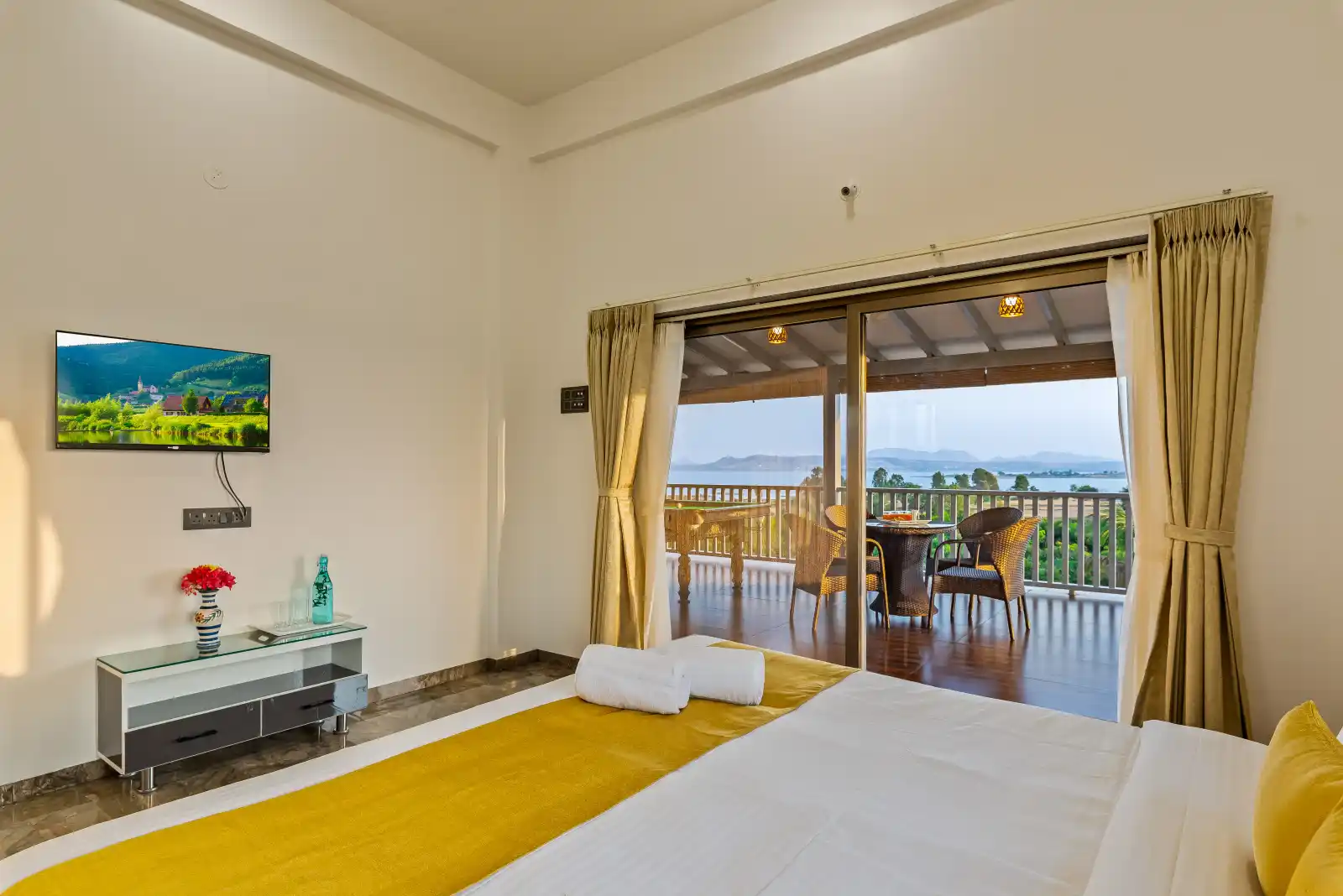 Mango Lakeview Villa, Nashik