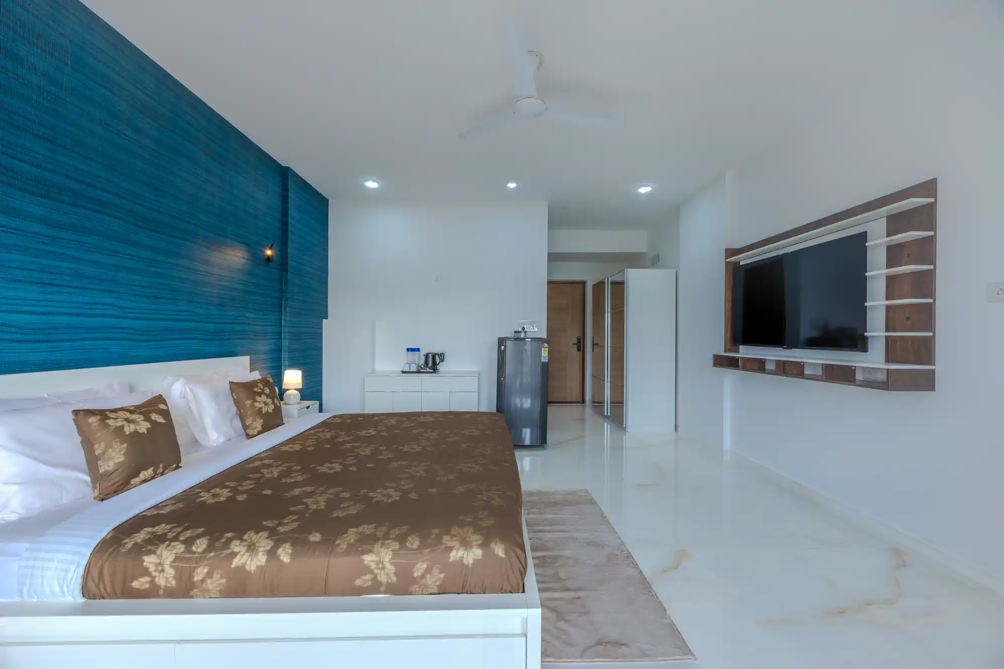 MidPoint Uno Suite, South Goa