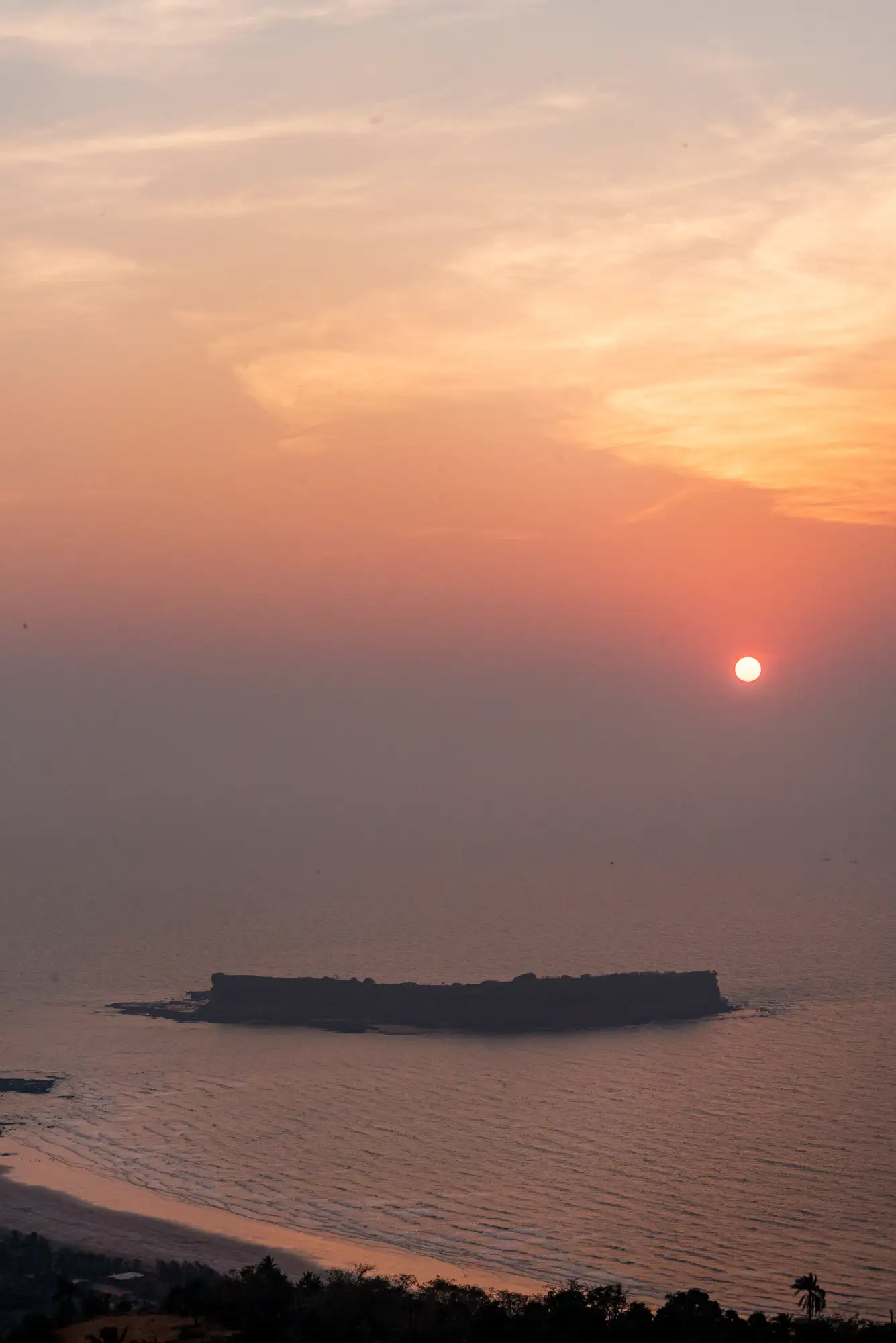 Mimosa Sunsets, Dapoli