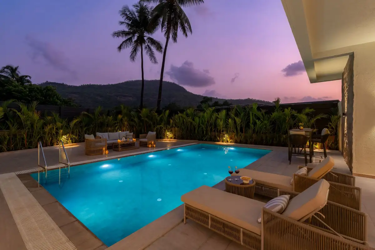 Mini Earth, Karjat