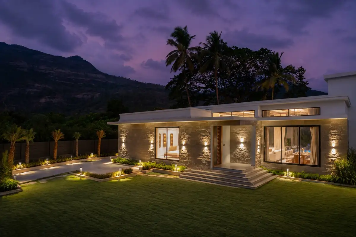 Mini Earth, Karjat