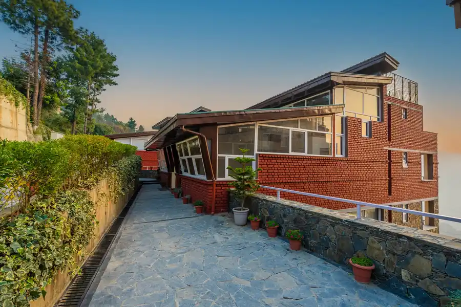 Mist @ Elysium Estate, Shimla