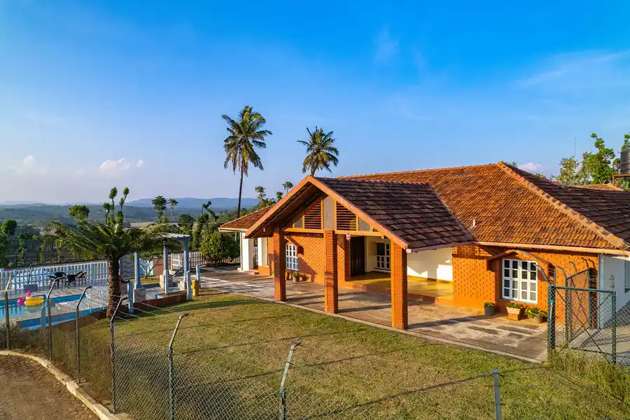 Misty Barn - Oodsey, Chikmagalur