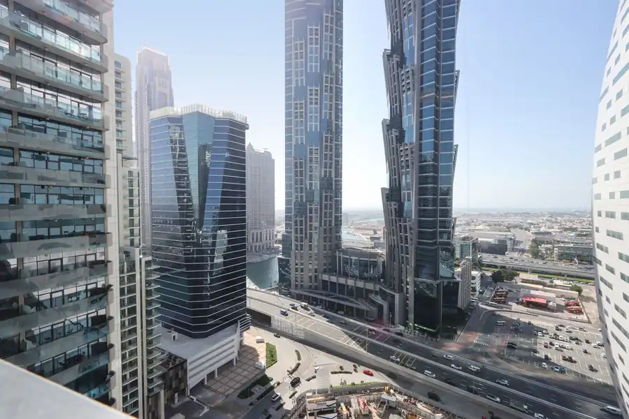 Modern 1 Bed In Merano Tower, Dubai