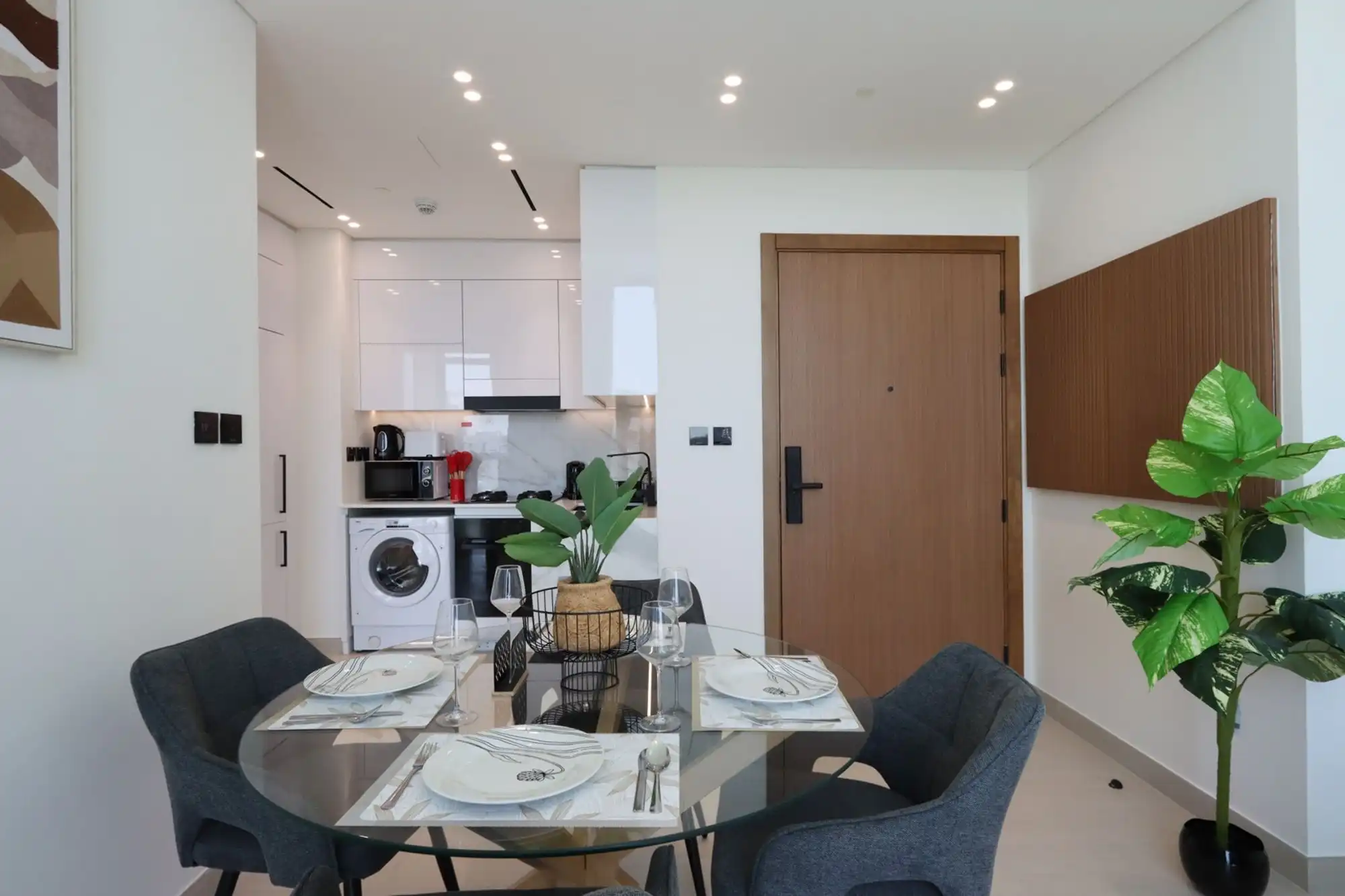 Modern 1BHK with Private Balcony, Dubai
