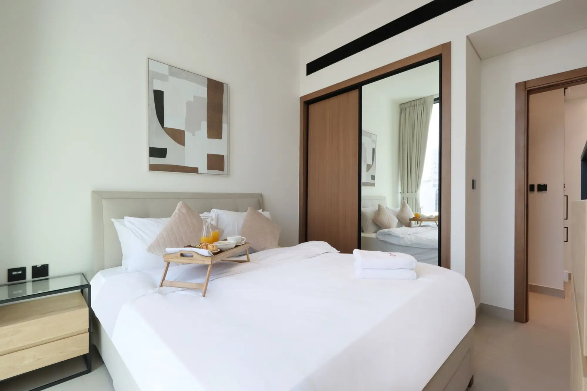 Modern 1BHK with Private Balcony, Dubai