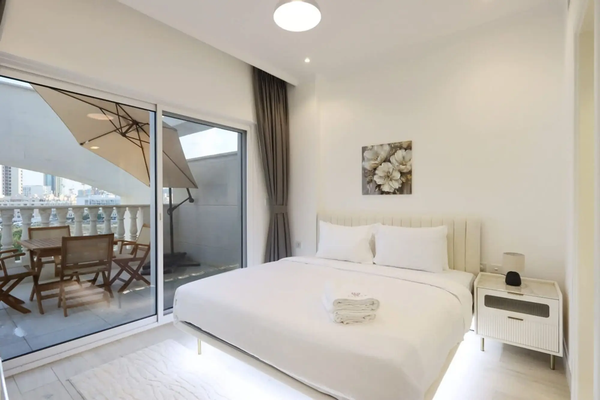 Modern 1BR Oasis with Stunning Terrace, JVC, Dubai