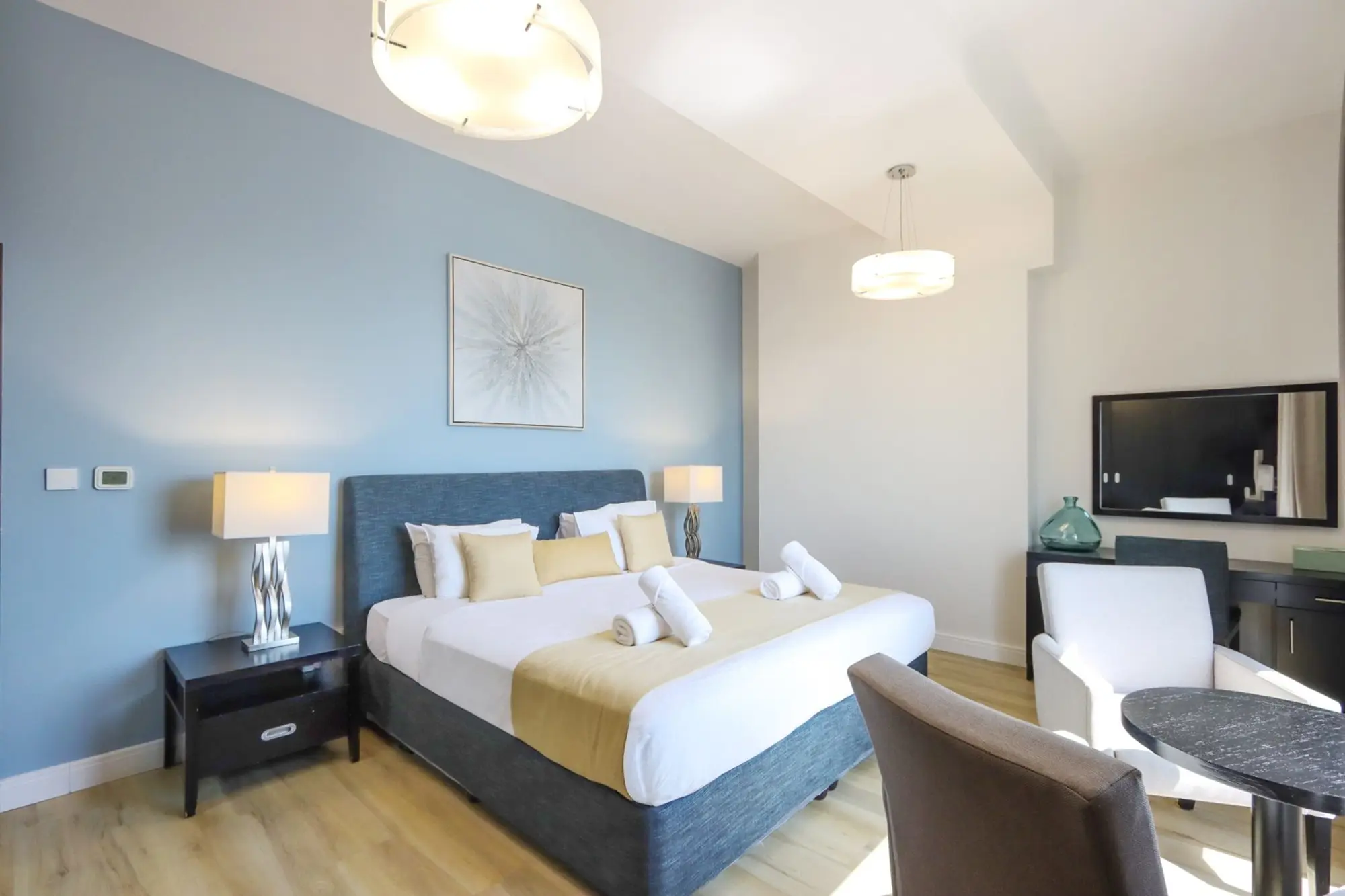 Modern 2BR in Shams, Dubai