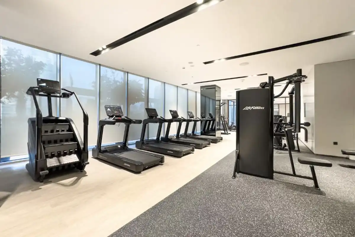 Modern 2BR with Partial Burj Khalifa View, Dubai