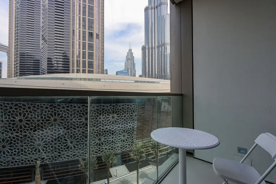 Modern 2BR with Partial Burj Khalifa View, Dubai