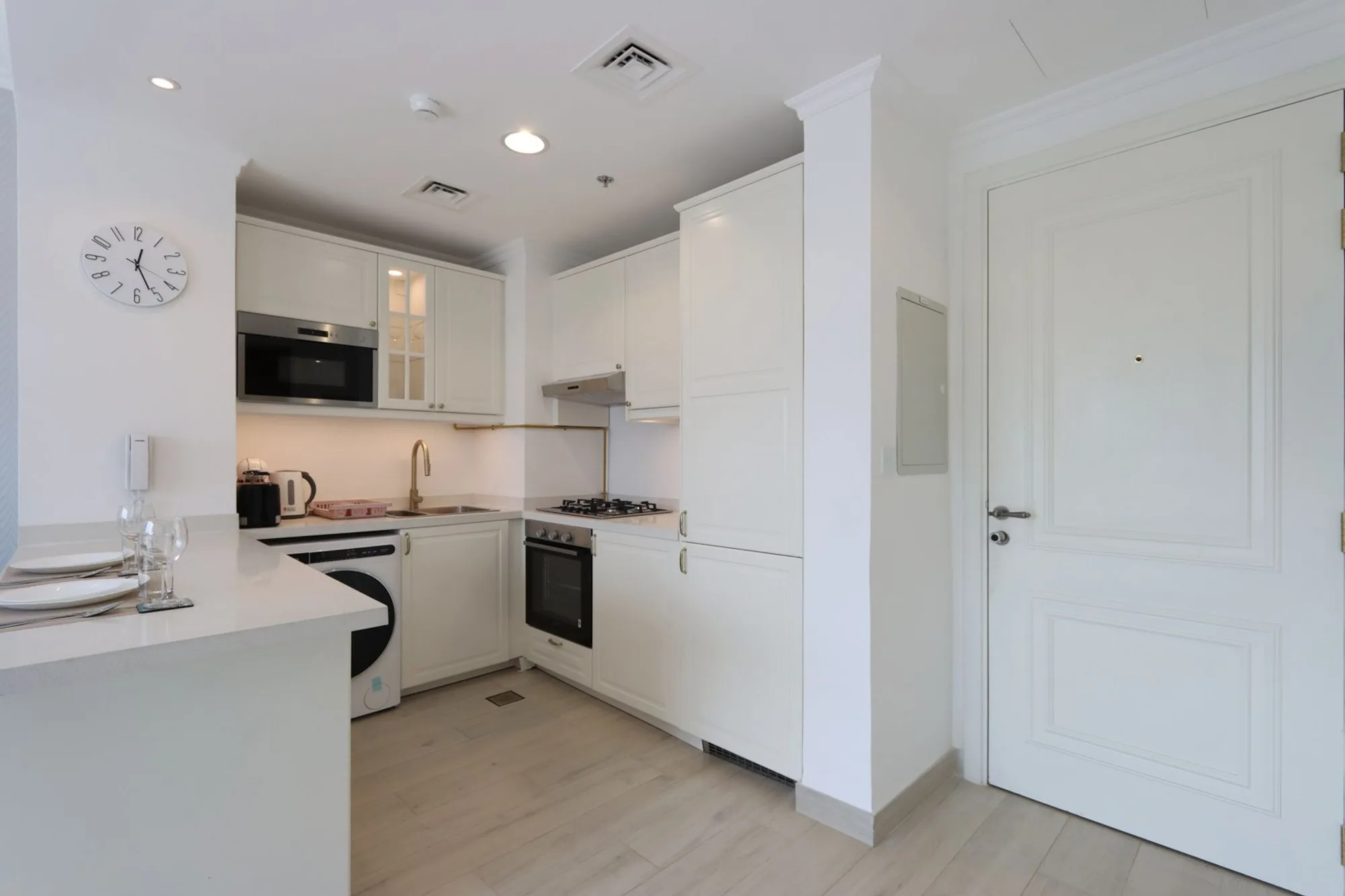 Modern Living 1B Apartment in JVC, Dubai