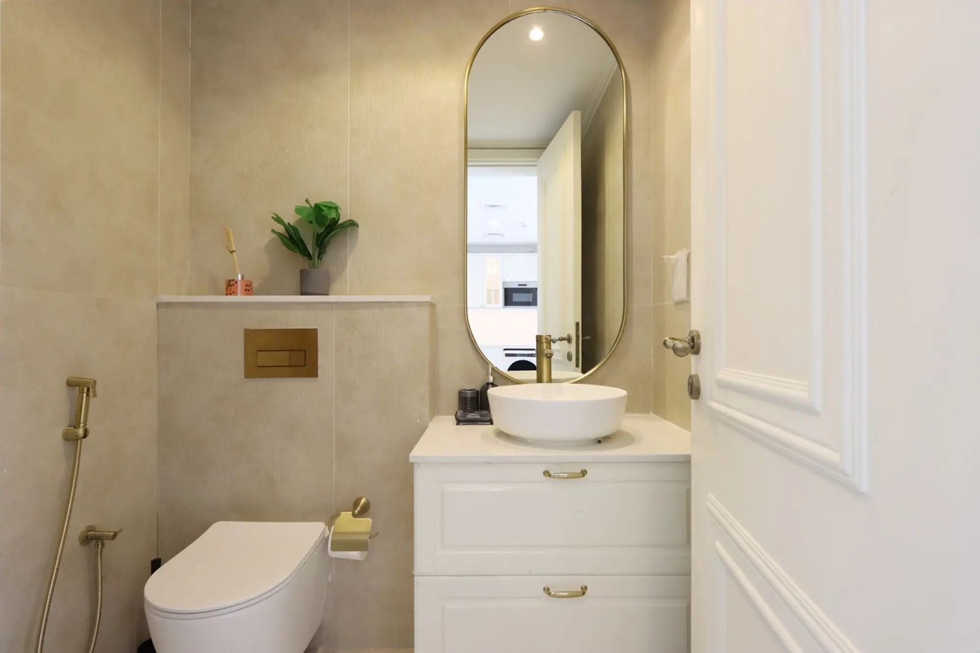Modern Living 1B Apartment in JVC, Dubai