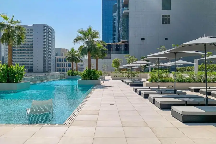 Modern Studio Near Dubai Mall, Walk to Dubai Canal, Dubai