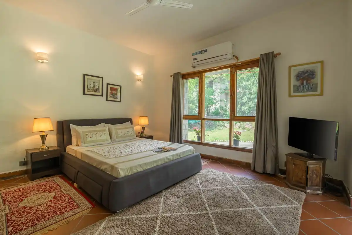 Moets Waterfront Estate - Raison, Manali