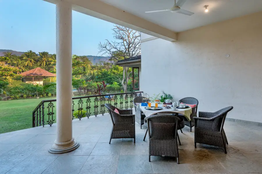 Mograa laffaire, Alibaug