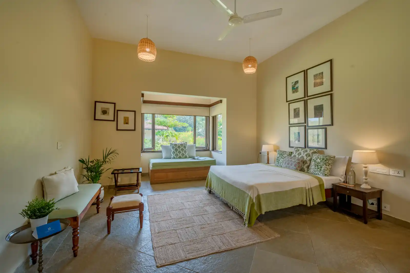 Mograa laffaire, Alibaug