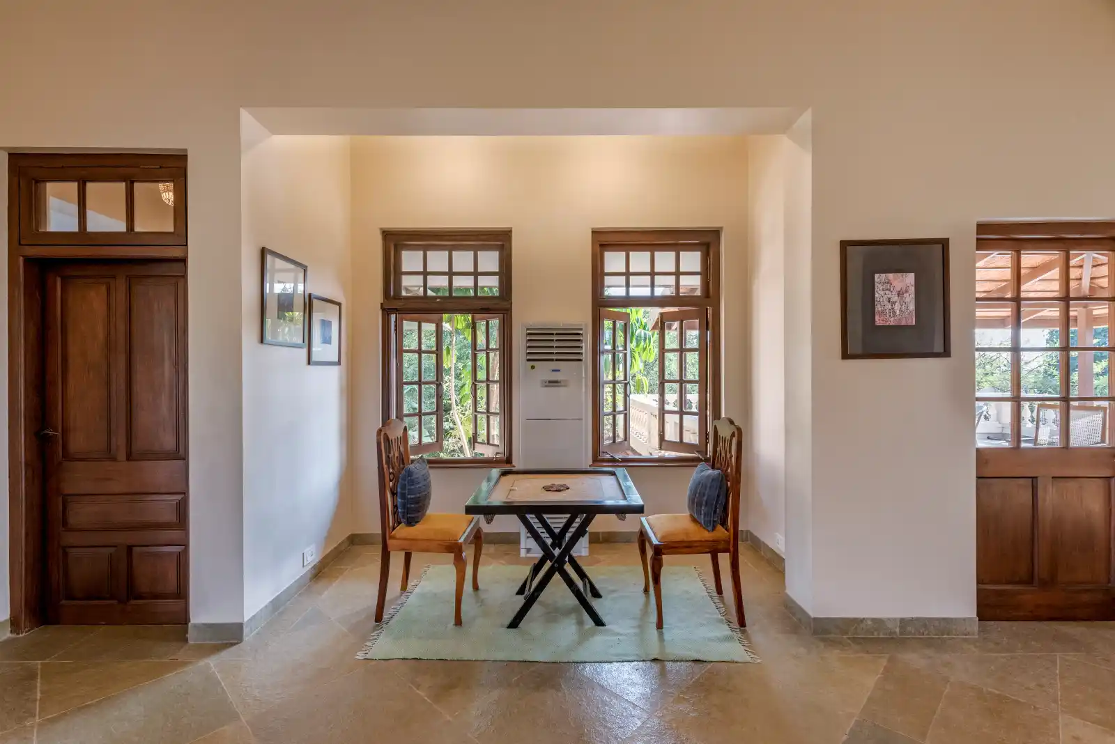 Mograa laffaire, Alibaug