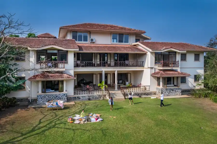 Mograa laffaire, Alibaug