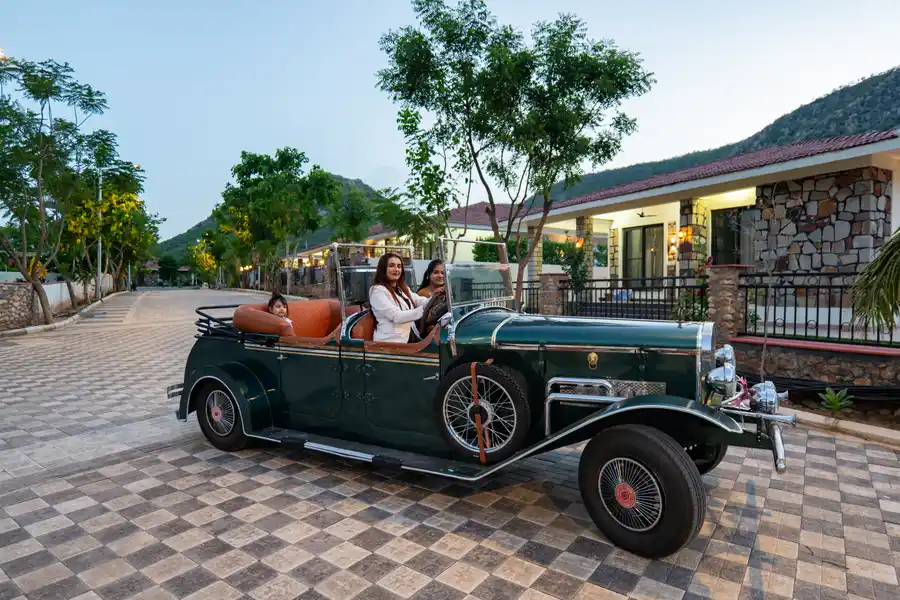 MS Valley Blossoms, Alwar