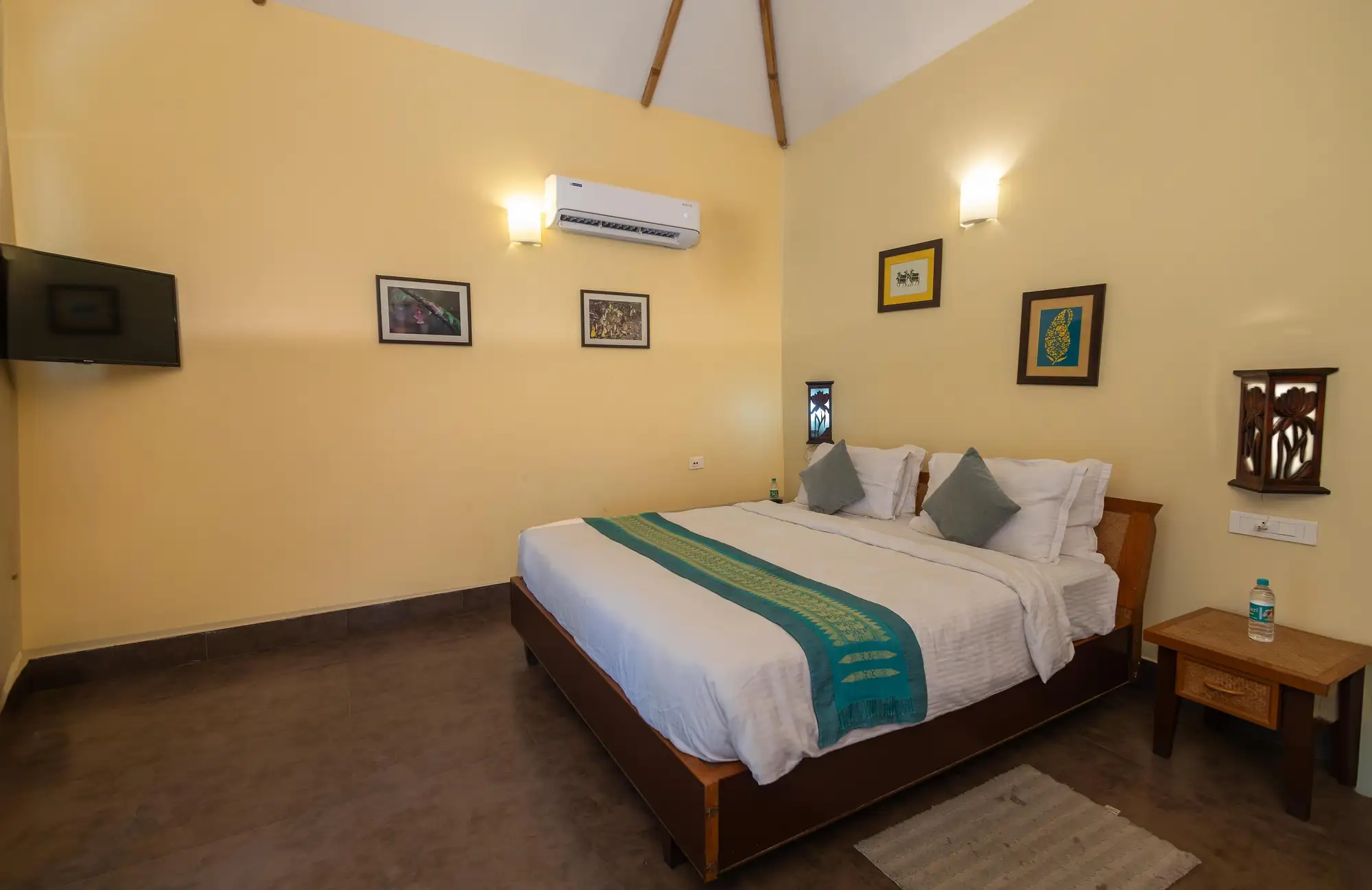 Musa Jungle Retreat Cottage | Rooms & Restaurant Room
