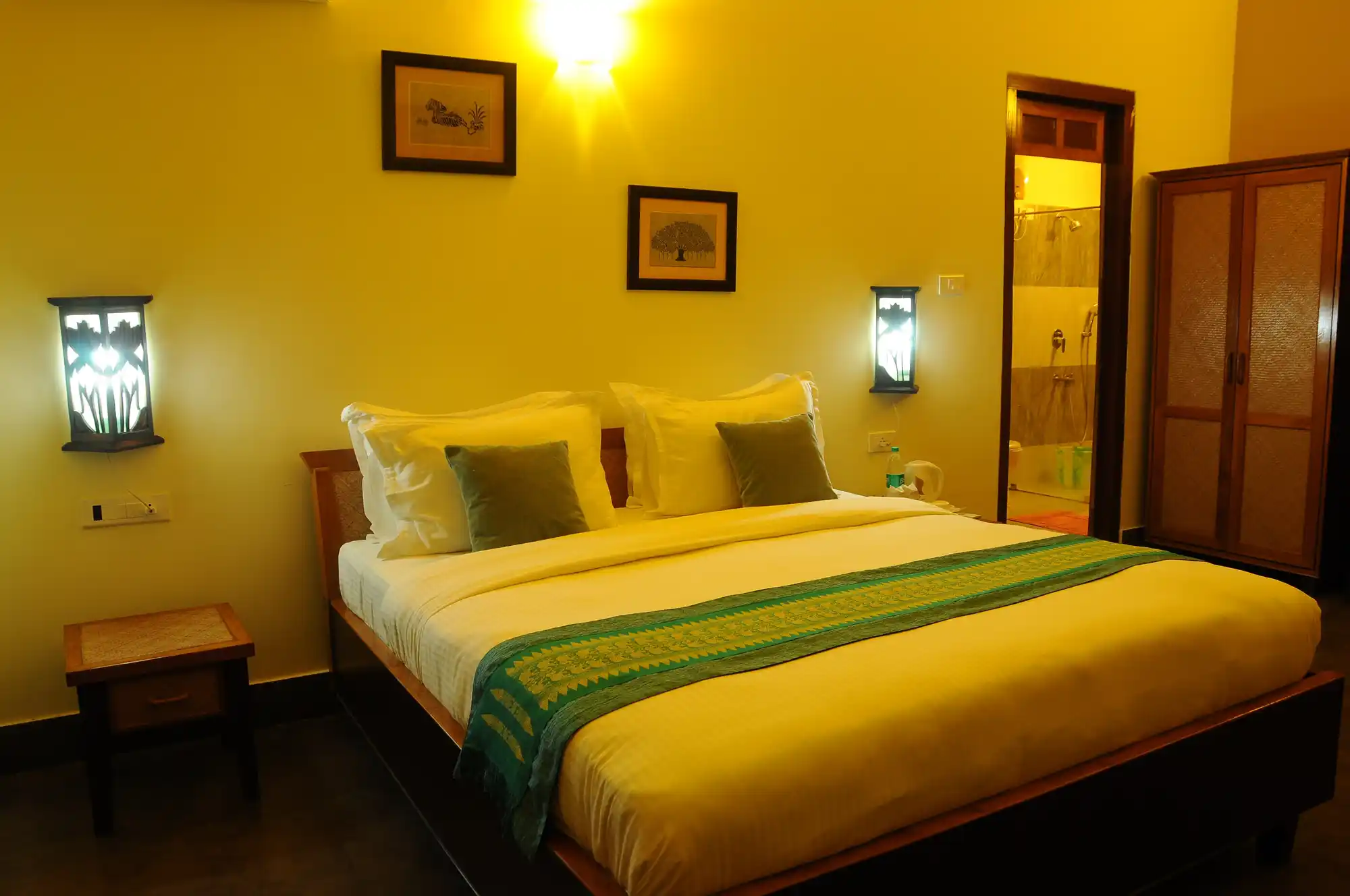 Musa Jungle Retreat Cottage | Rooms & Restaurant Room