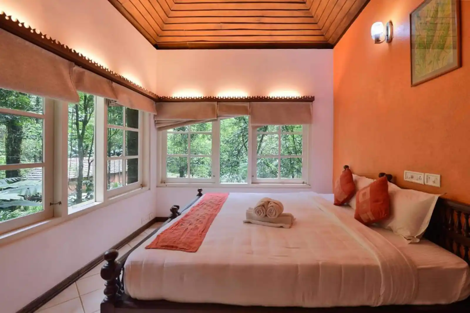 Mystic Mayapott Room