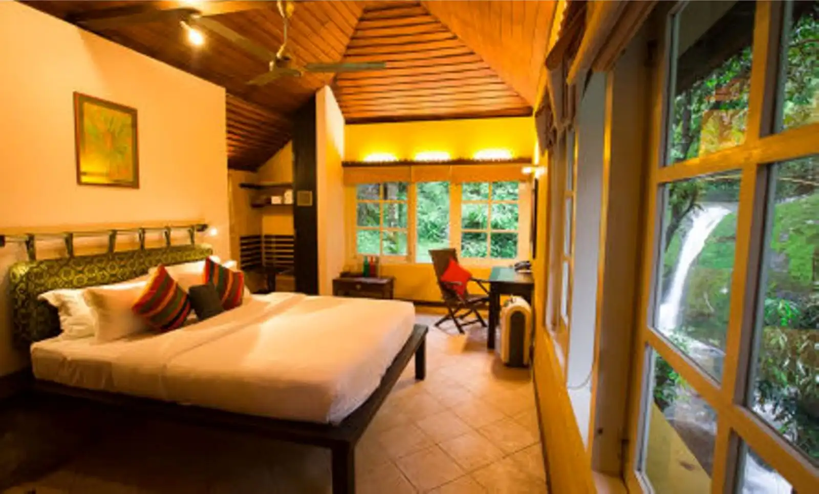 Mystic Mayapott Room