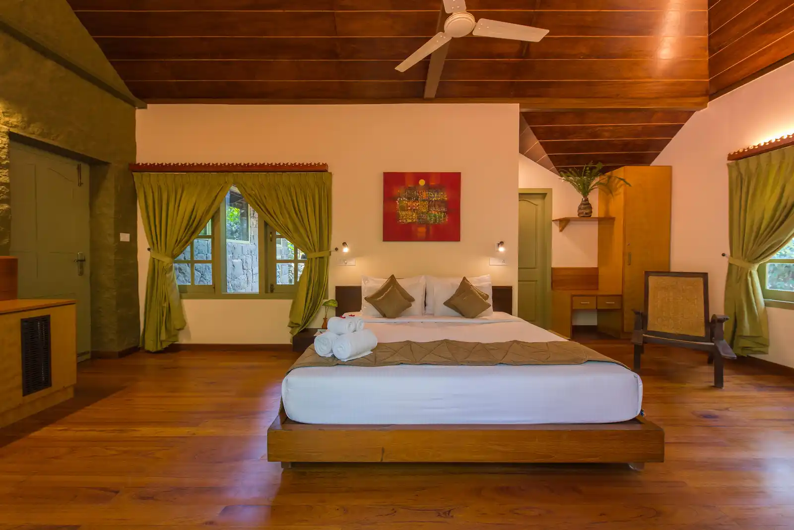 Mystic Mayapott Room