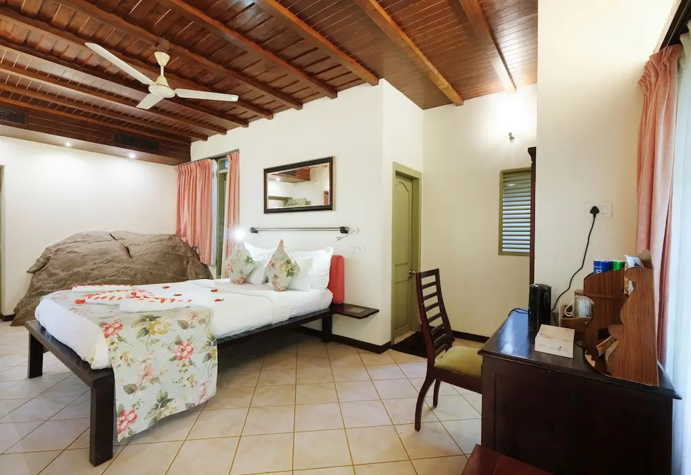 Mystic Mayapott Room