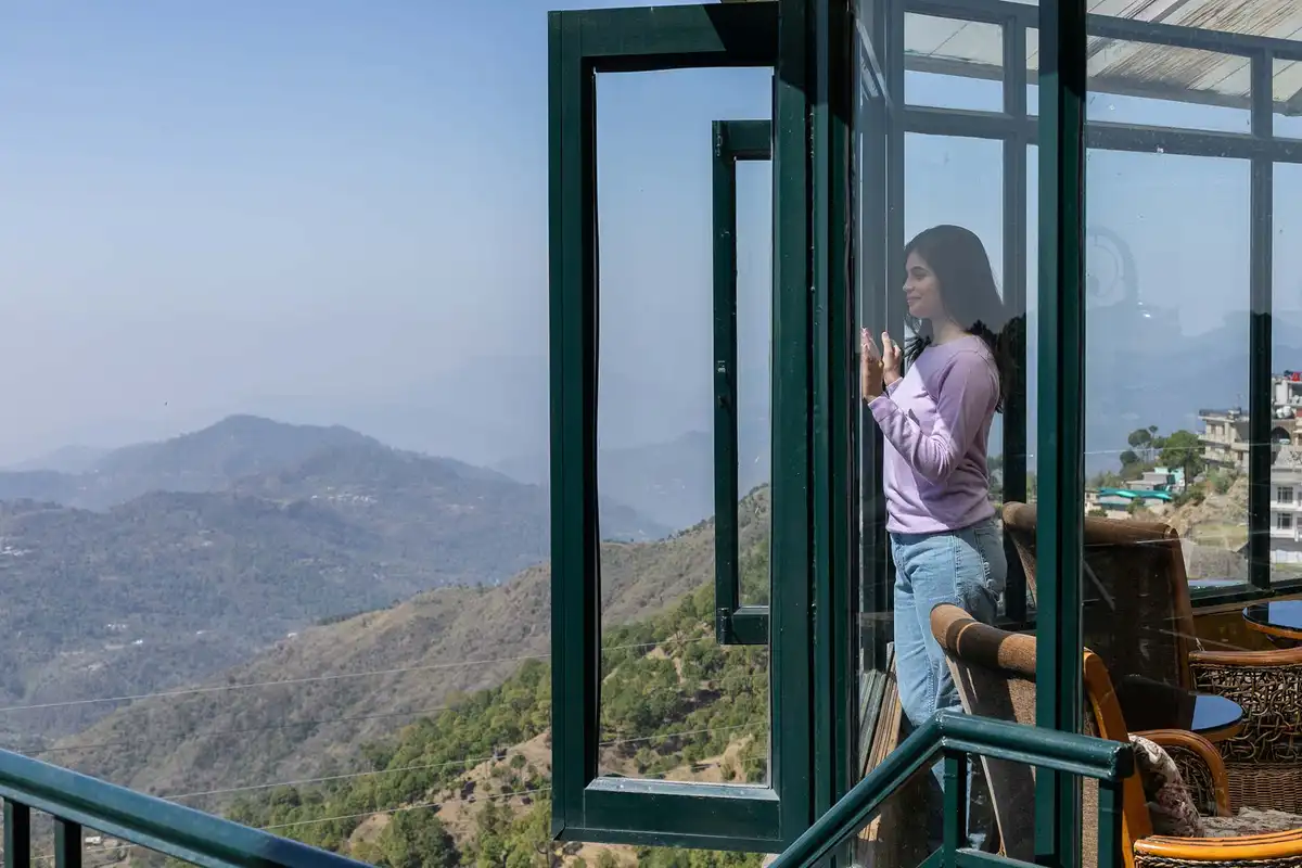 Mysty View w/ Glass Sun-Room, Kasauli
