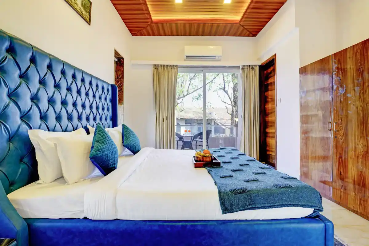 Nest, Lonavala