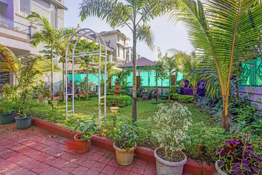 Nest, Lonavala