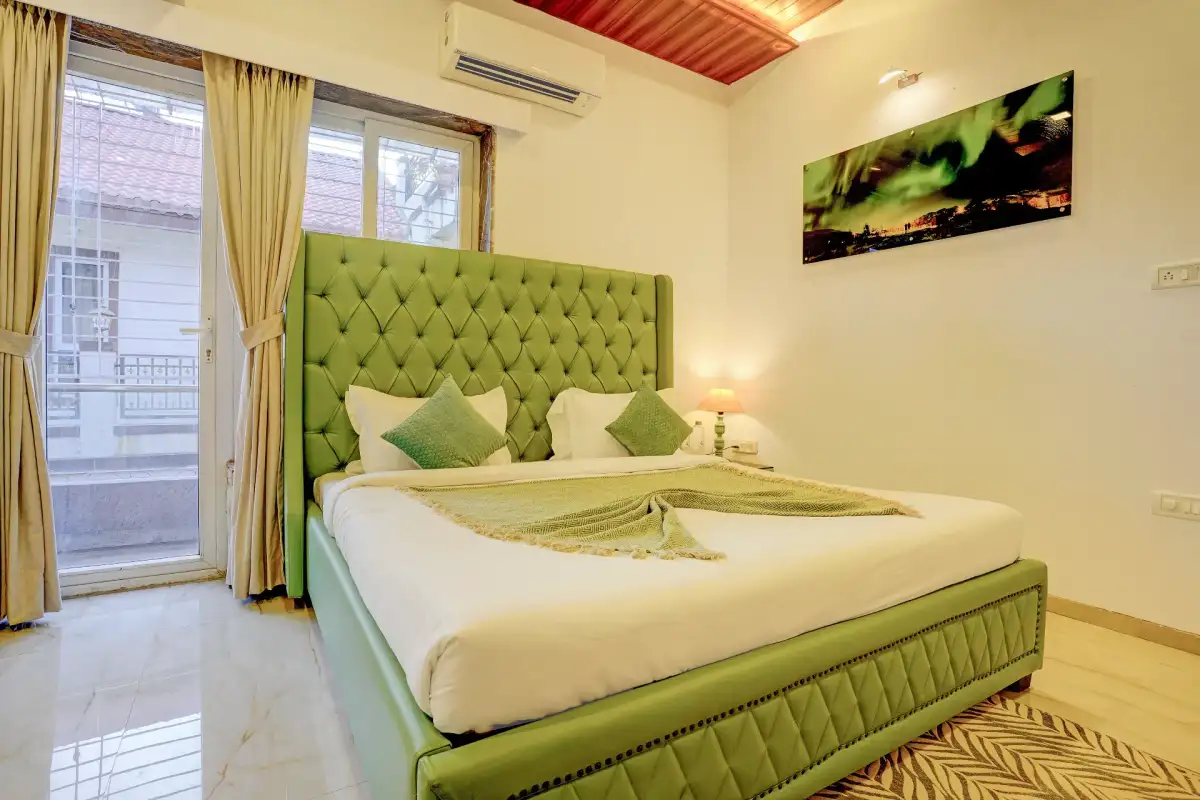 Nest, Lonavala