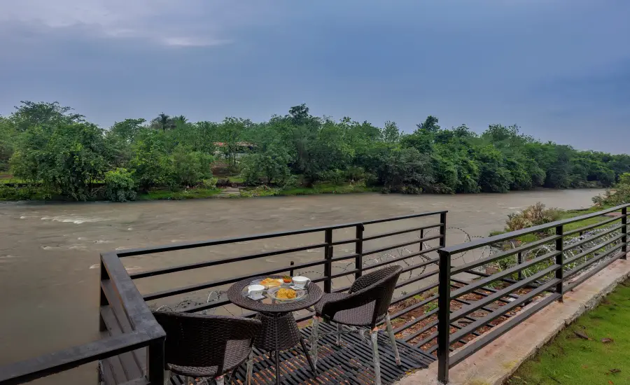 Nilaya by the river, Karjat