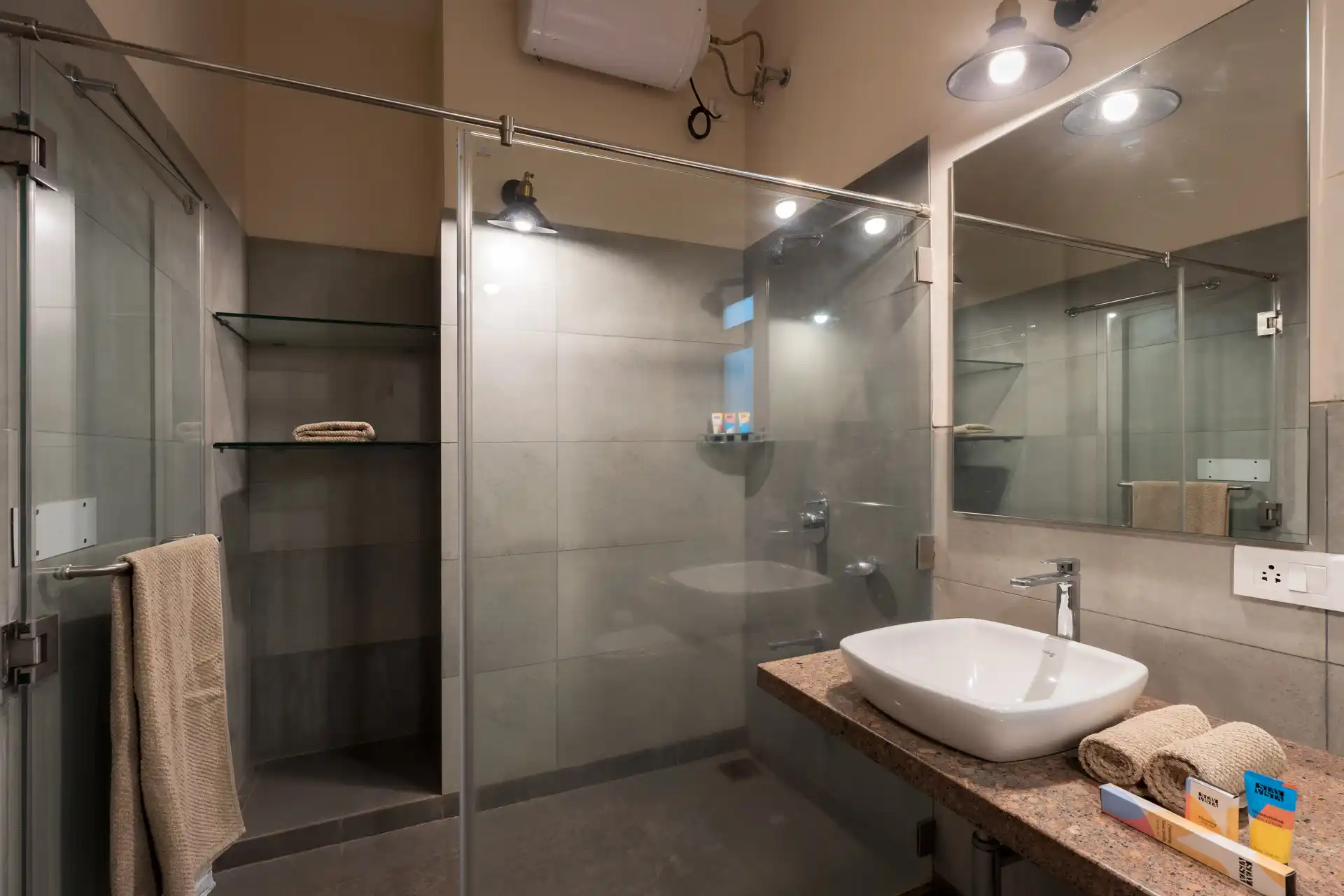 Nivaant Condo, Karjat
