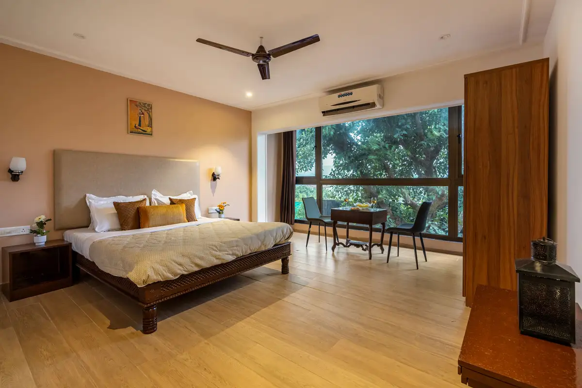 Noon @ Bela Mansion, Mahabaleshwar