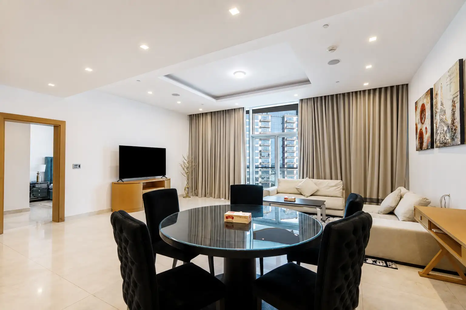 Oceanic - 1BR - Sea View & Beach Access, Dubai