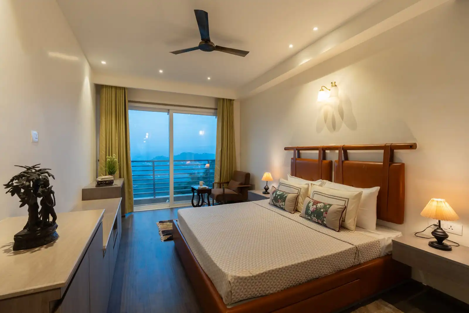 Onyx @ The Elmstone - Skyline Apartments, Kasauli