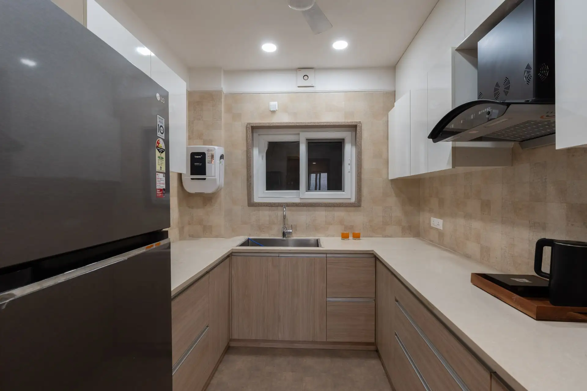 Onyx @ The Elmstone - Skyline Apartments, Kasauli