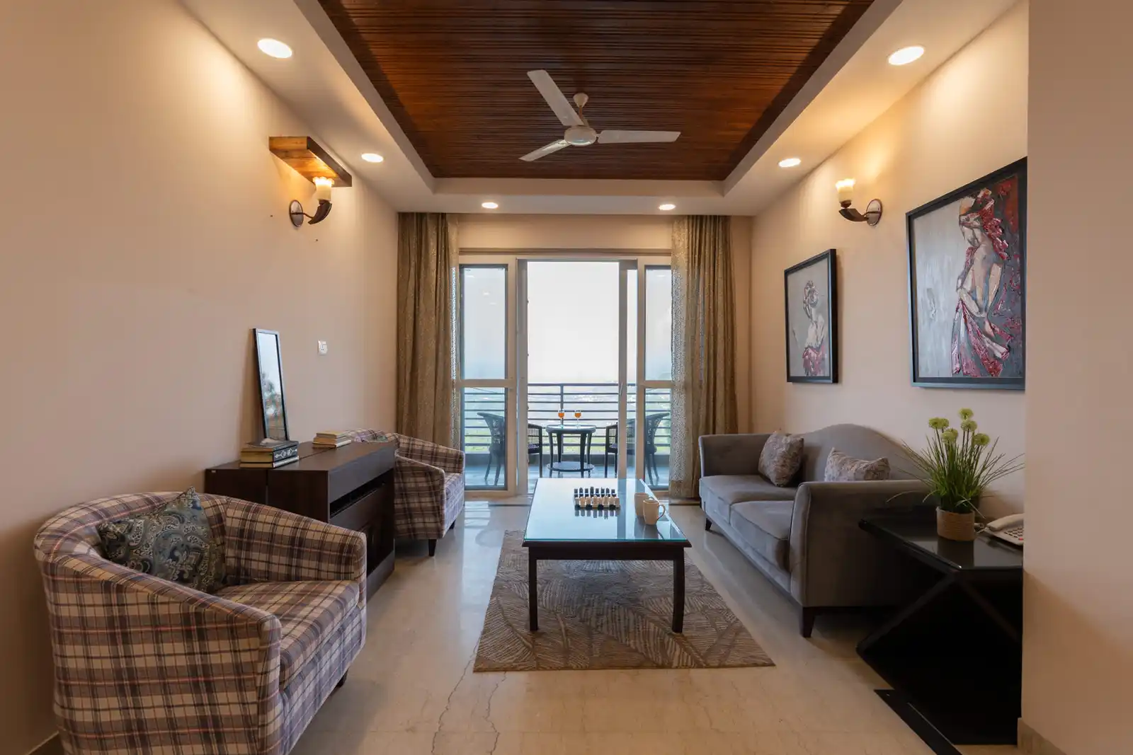 Ophelia @ The Elmstone - Skyline Apartments, Kasauli