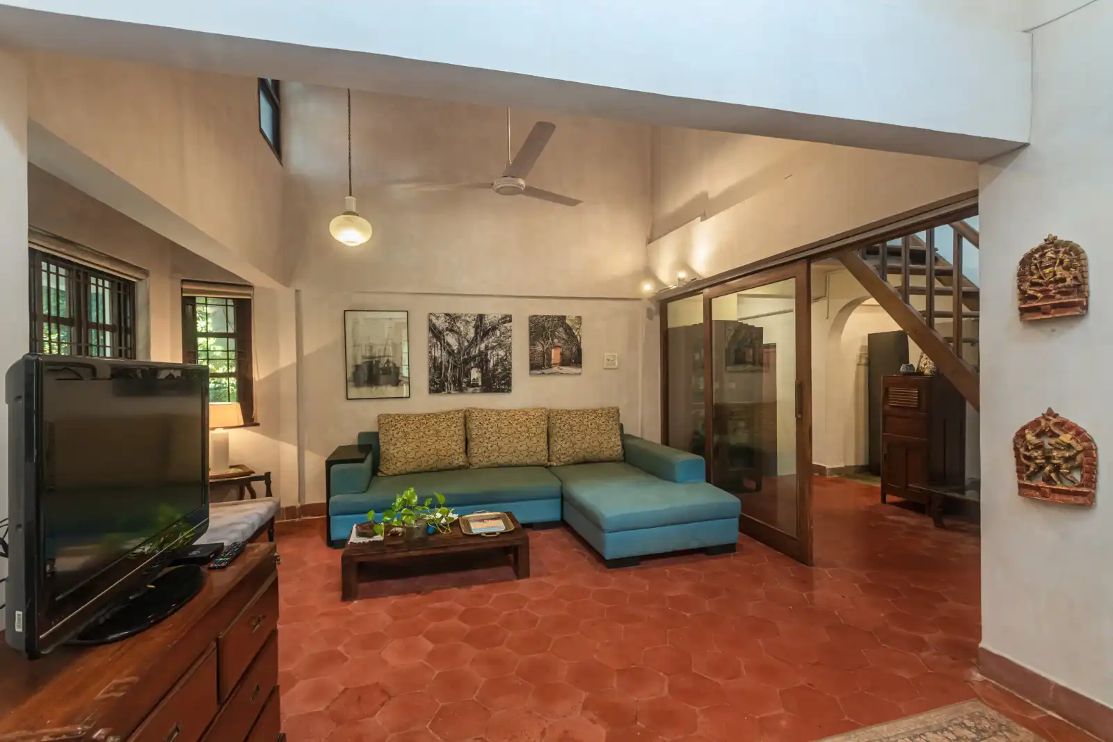 Oriana, Alibaug