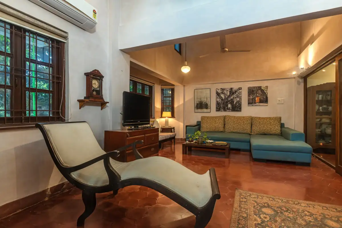Oriana, Alibaug
