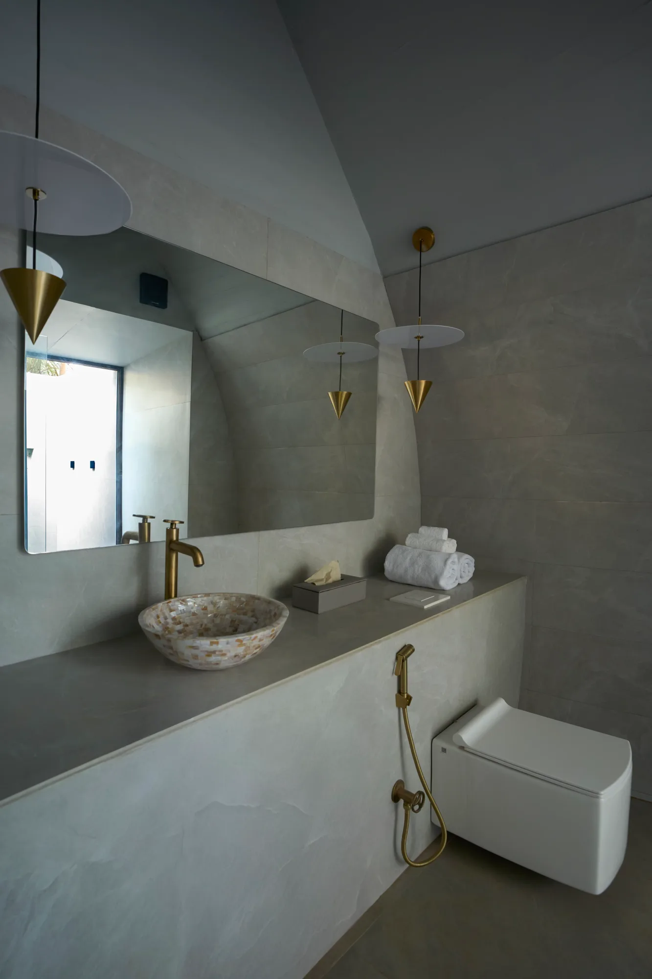 Ovates By The Sea, Agardanda